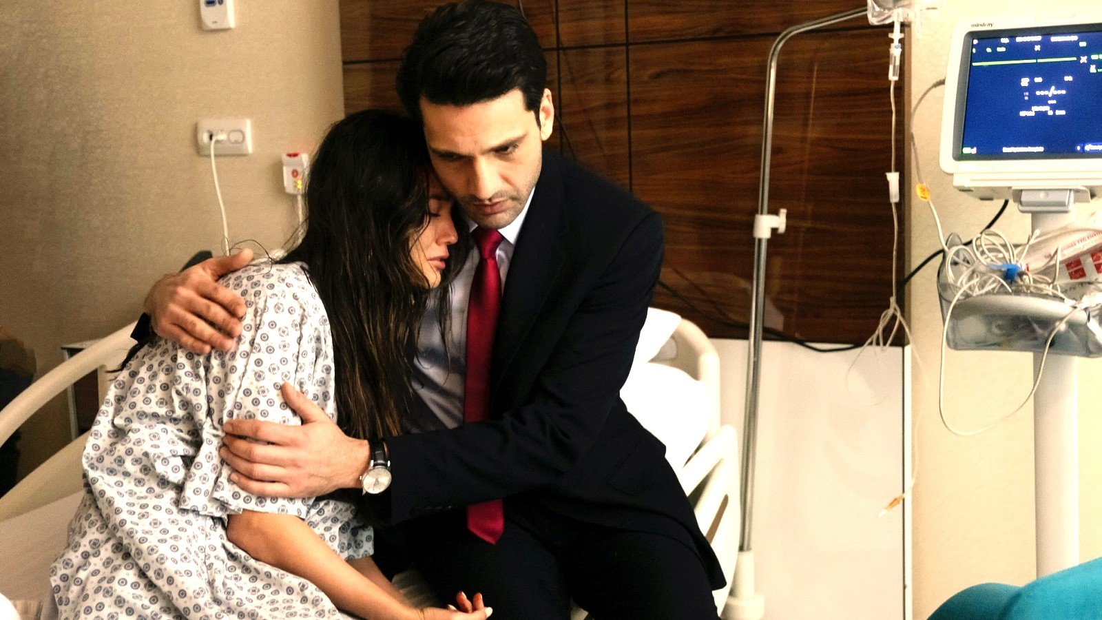 Ceylin arrestata per l'omicidio di Engin, Ilgaz contro tutti, Segreti di famiglia - capitolo 14